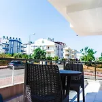 Ale Aparthotel 3*